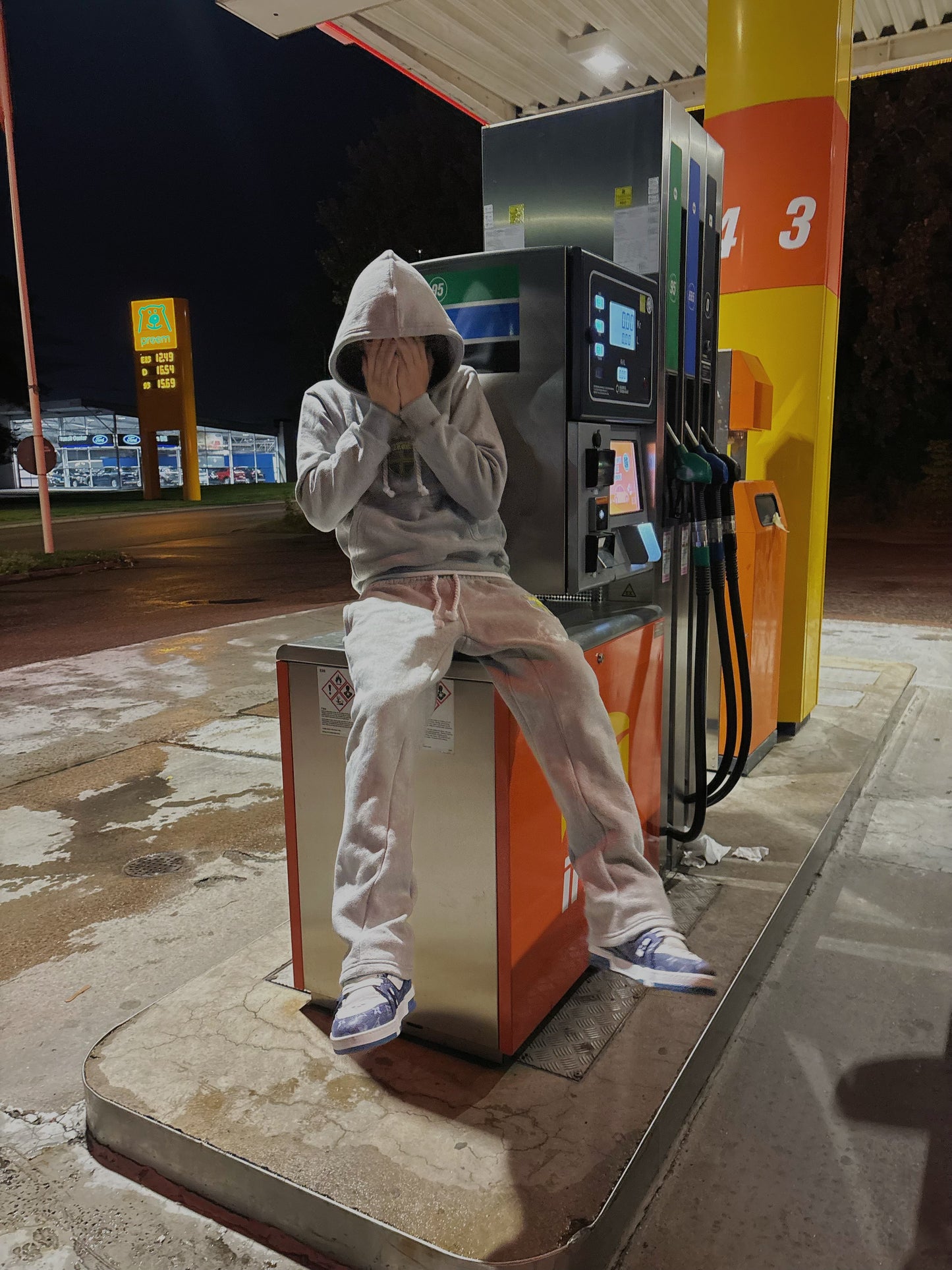 SWEDEN TRACKSUIT PANTS